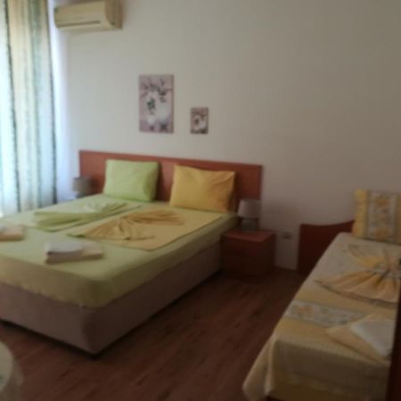 Guest House Stenli Primorsko Esterno foto