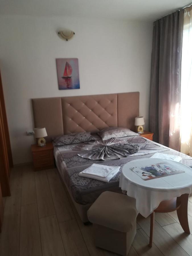 Guest House Stenli Primorsko Esterno foto
