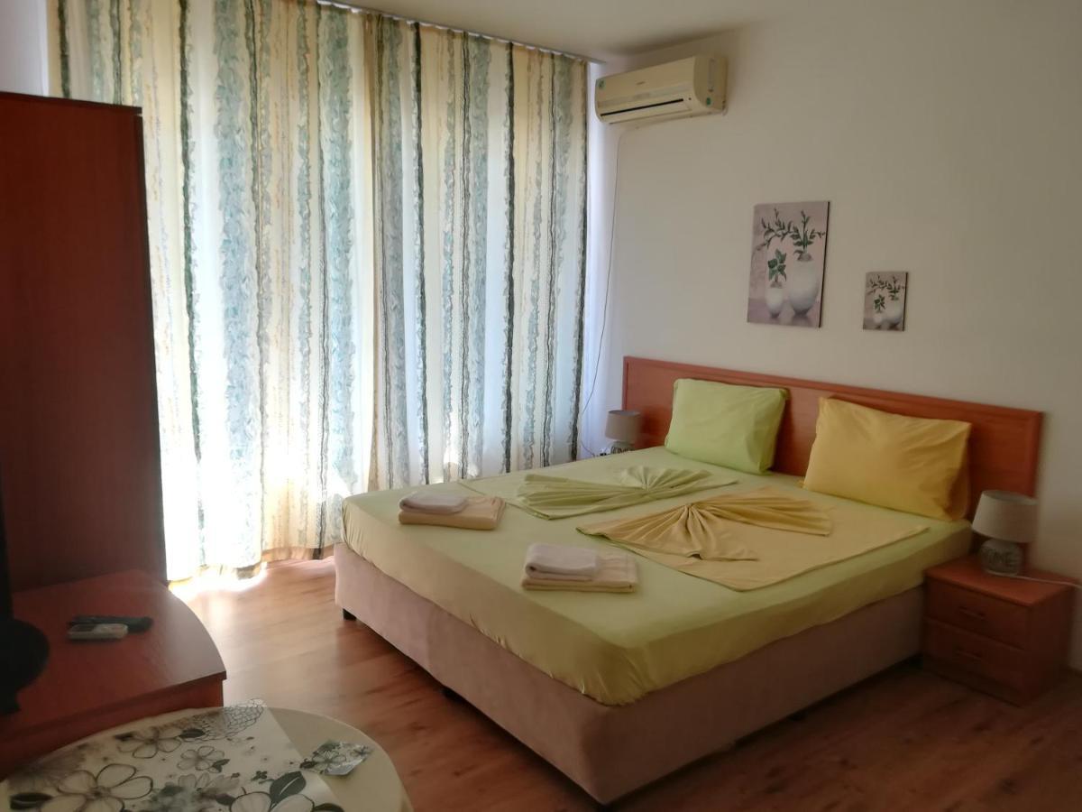 Guest House Stenli Primorsko Esterno foto