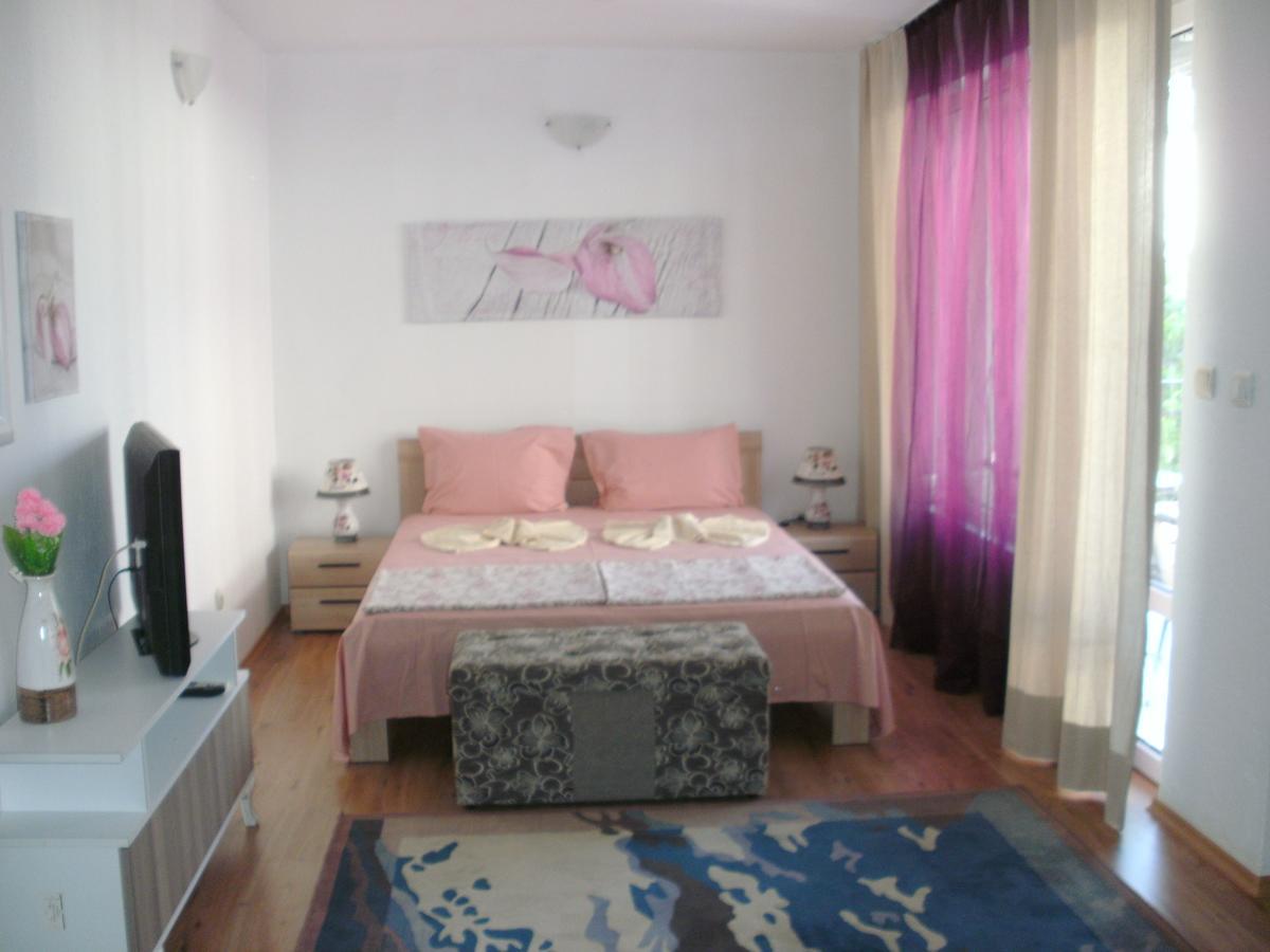 Guest House Stenli Primorsko Esterno foto