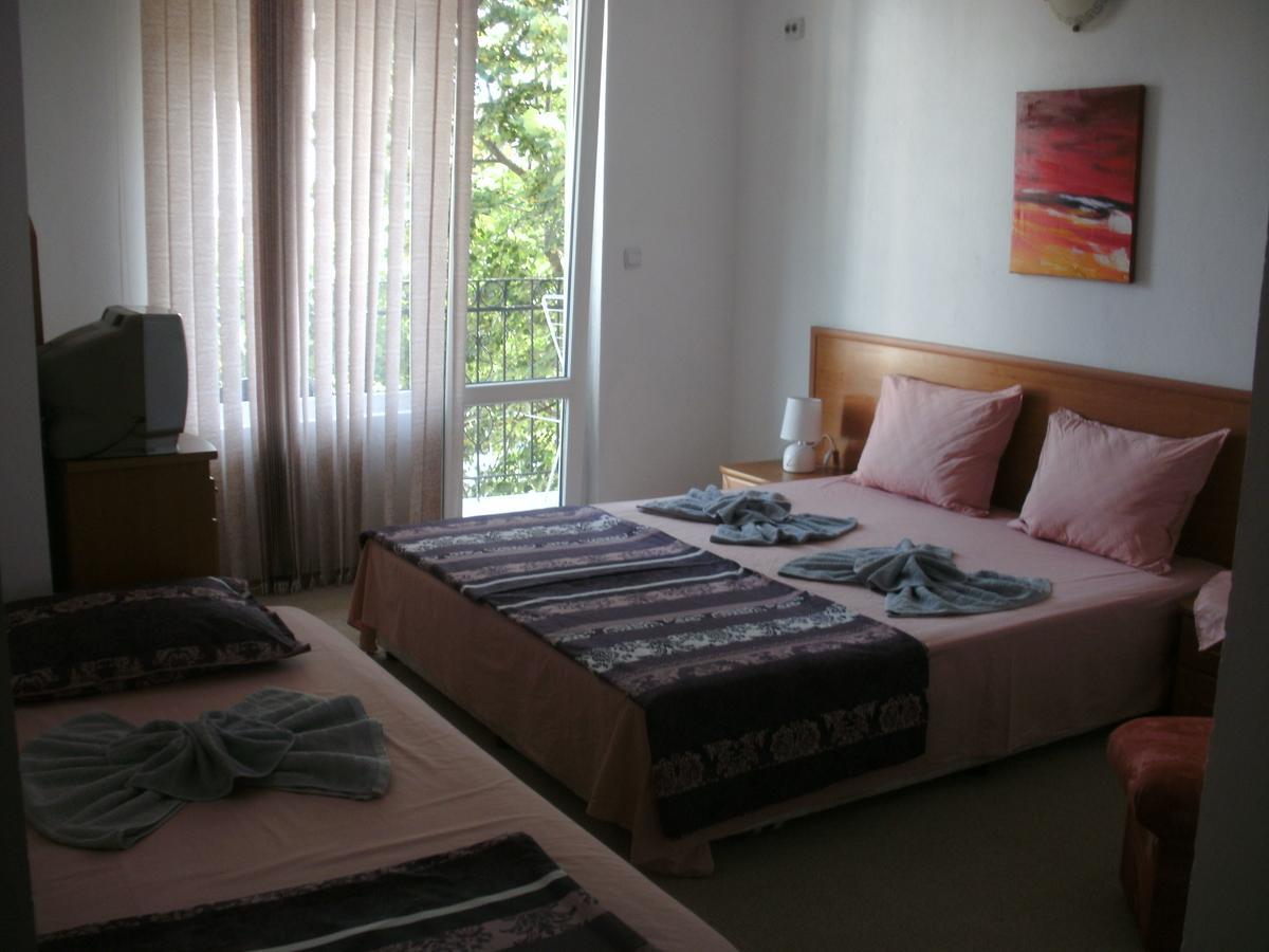 Guest House Stenli Primorsko Esterno foto